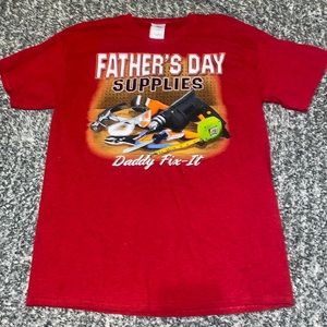 Men’s Father shirt. Size M